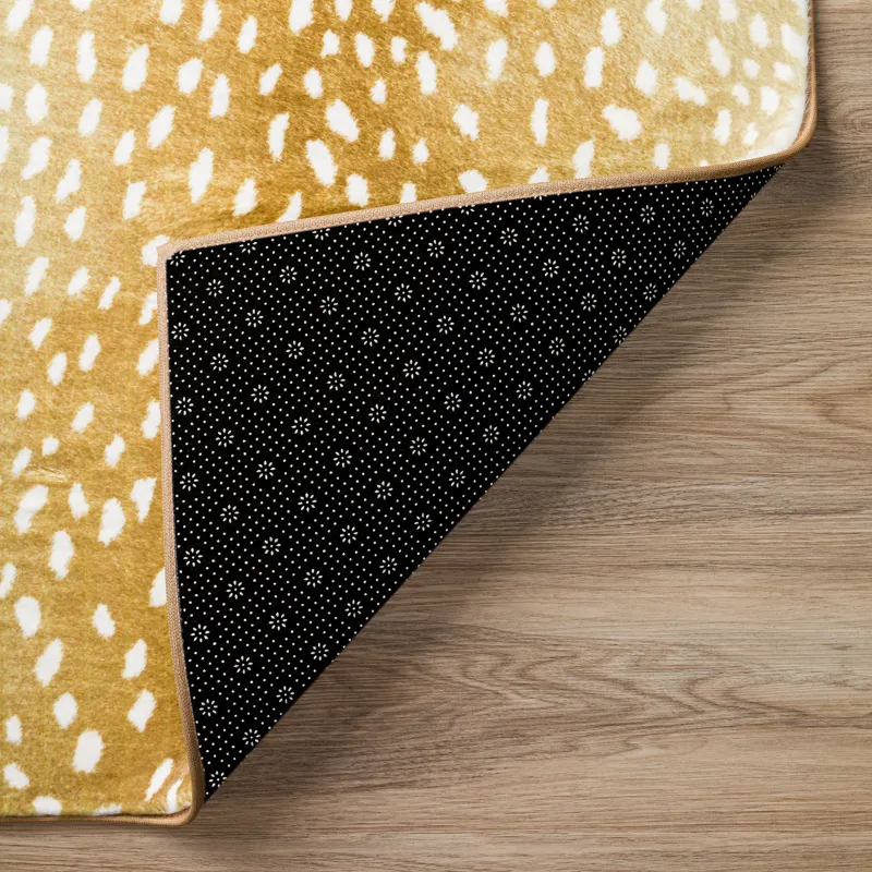 Akina Gold 1\'8\" x 2\'6\" Rug