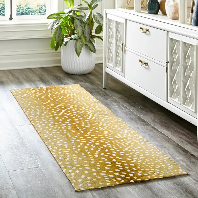 Akina Gold 2\'3\" x 7\'6\" Runner Rug
