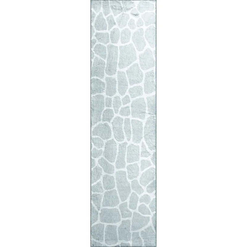 Akina Flannel 2\'3\" x 7\'6\" Runner Rug