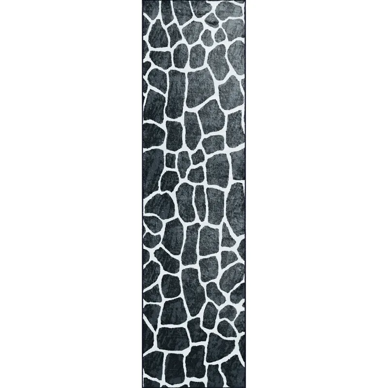 Akina Midnight 2\'3\" x 7\'6\" Runner Rug