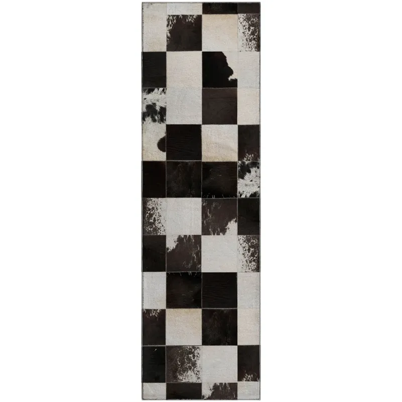 Luxury Washable Indoor/Outdoor Bozeman Black 2\'3\" x 7\'6\" Runner Rug