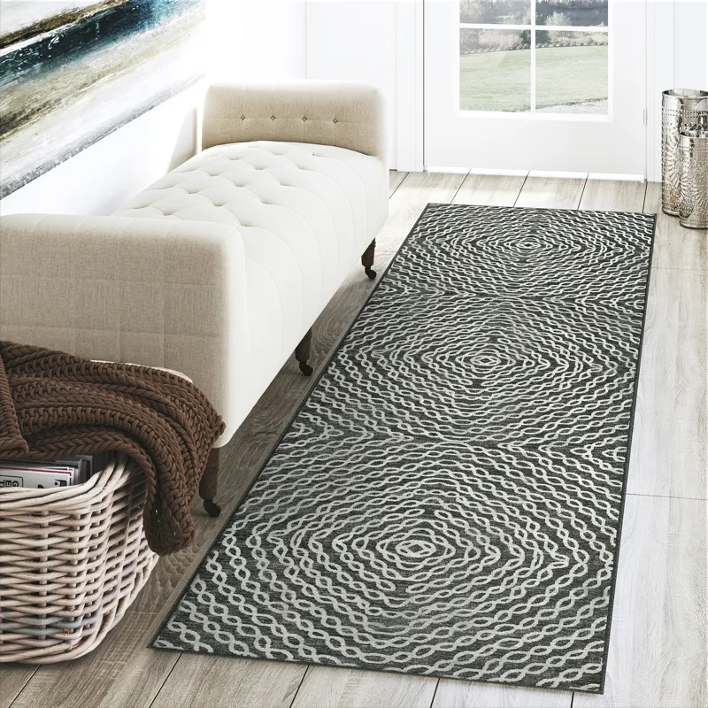 Brisbane Midnight 2\'3\" x 7\'6\" Runner Rug