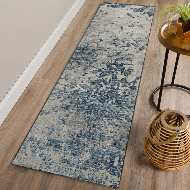 Camberly Ink 2\'3\" x 7\'6\" Runner Rug