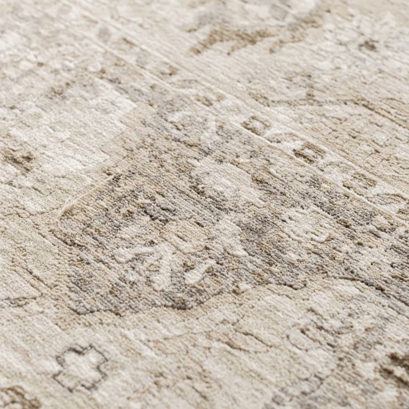 Cyprus Beige 2\'3\" x 7\'10\" Runner Rug