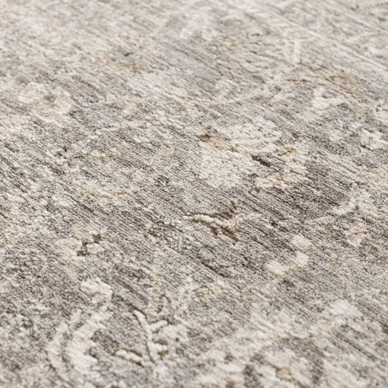 Cyprus Silver 7\'10\" x 10\' Rug