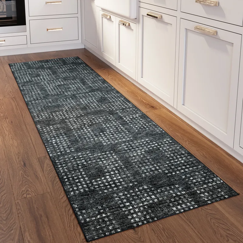 Delano Midnight 2\'6\" x 10\' Runner Rug