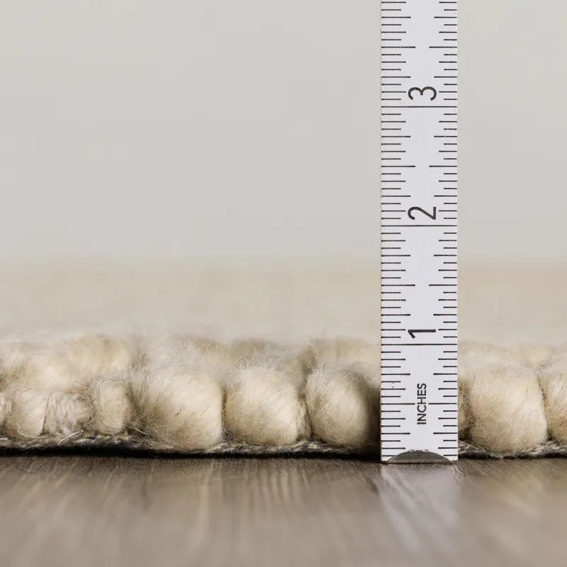 Gorbea Vanilla 2\'3\" x 7\'6\" Runner Rug