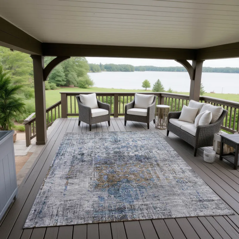 Indoor/Outdoor Karaj Blue 8\' x 10\' Rug