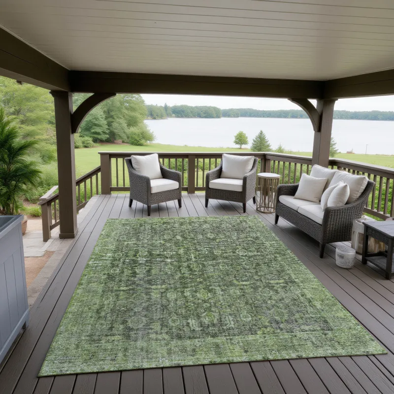 Indoor/Outdoor Karaj Cactus 2\'6\" x 3\'10\" Rug