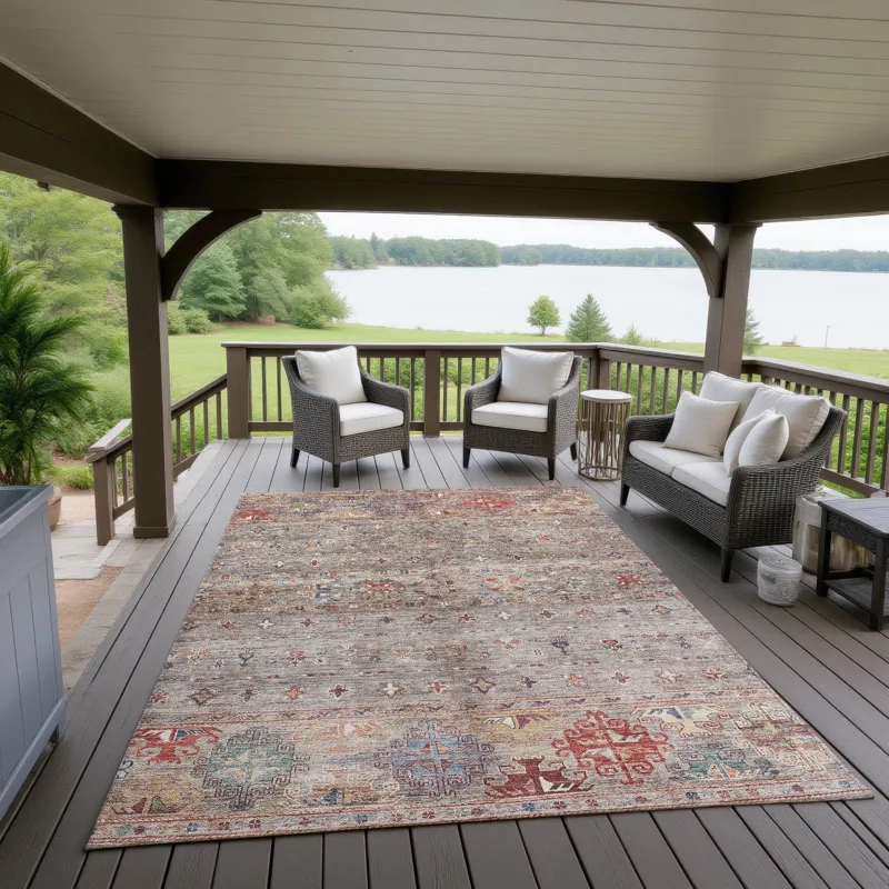 Indoor/Outdoor Karaj Gray 3\' x 5\' Rug