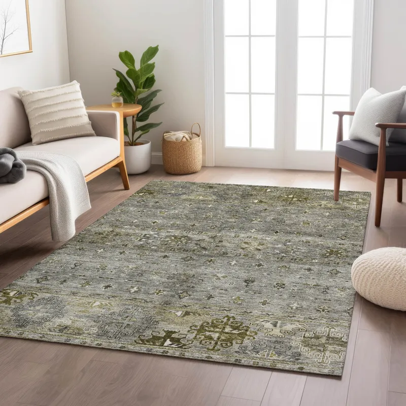 Indoor/Outdoor Karaj Pewter 2\'6\" x 3\'10\" Rug