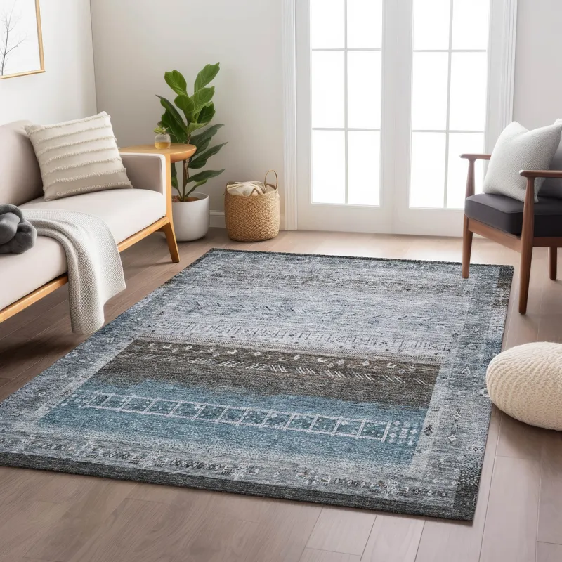 Indoor/Outdoor Karaj Blue 5\' x 7\'6\" Rug