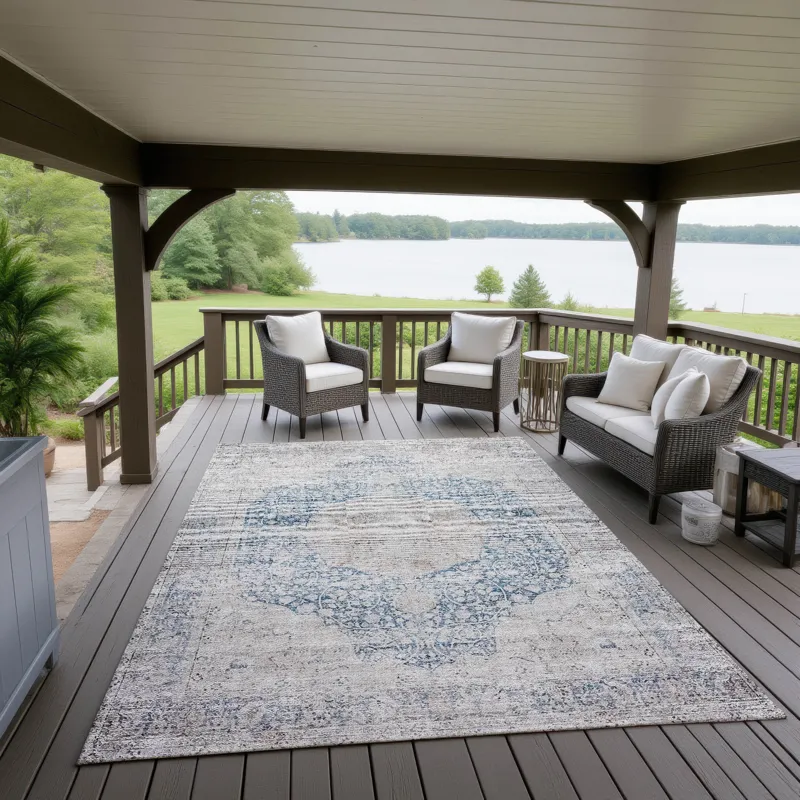 Indoor/Outdoor Karaj Blue 5\' x 7\'6\" Rug