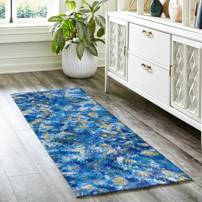 Kikiamo Pacifica 2\'3\" x 7\'6\" Runner Rug