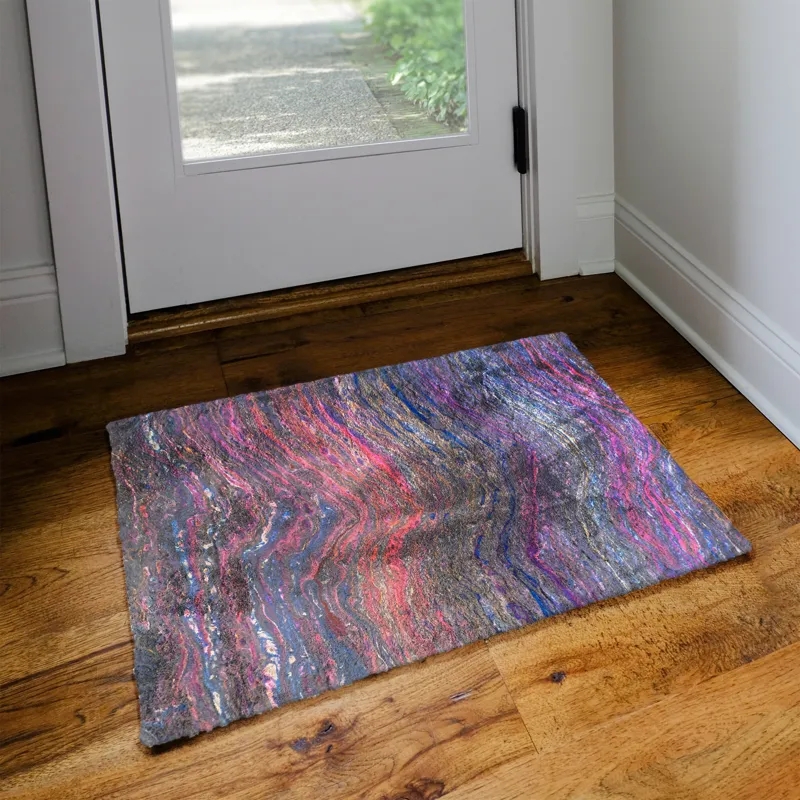 Kikiamo Passion 1\'8\" x 2\'6\" Rug