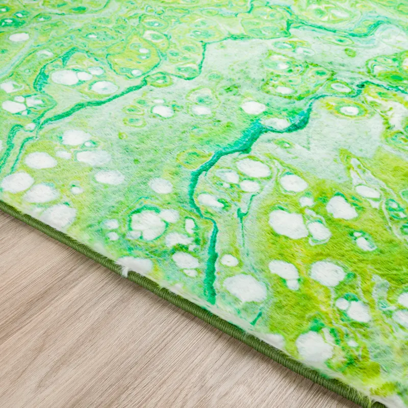 Kikiamo Lime-In 2\'3\" x 7\'6\" Runner Rug