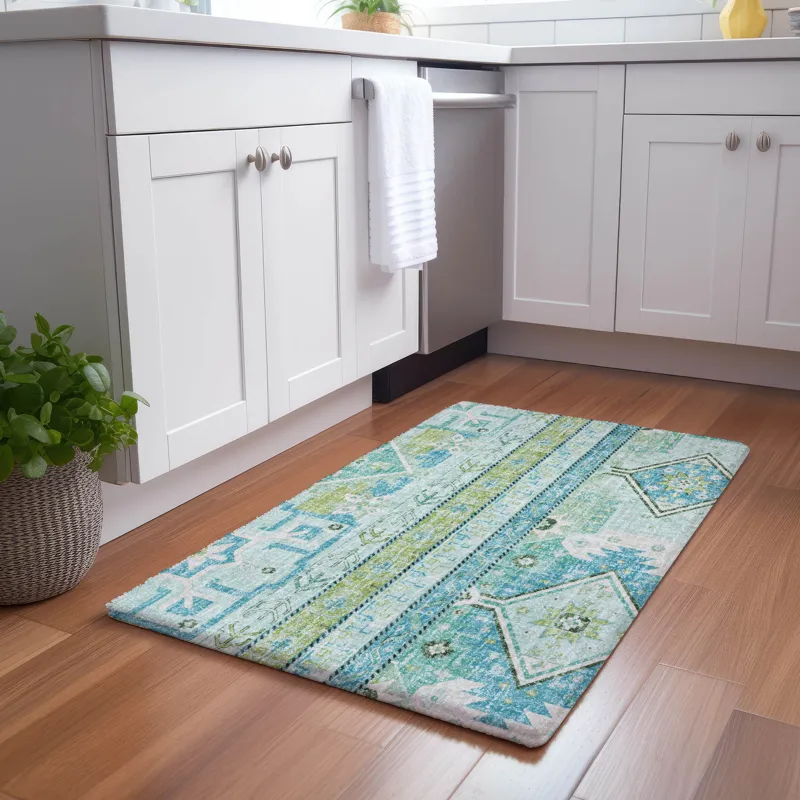 Luxury Washable Lorenzo Mint 1\'8\" x 2\'6\" Rug