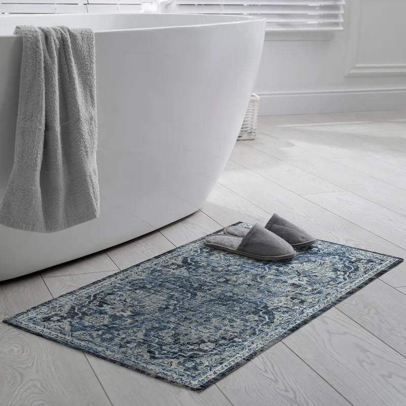 Indoor/Outdoor Marbella Navy Washable 1\'8\" x 2\'6\" Rug