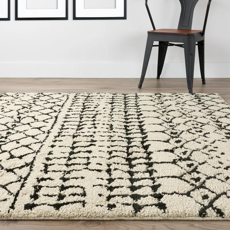Marquee Ivory/Midnight 5\'1\" x 7\'5\" Rug