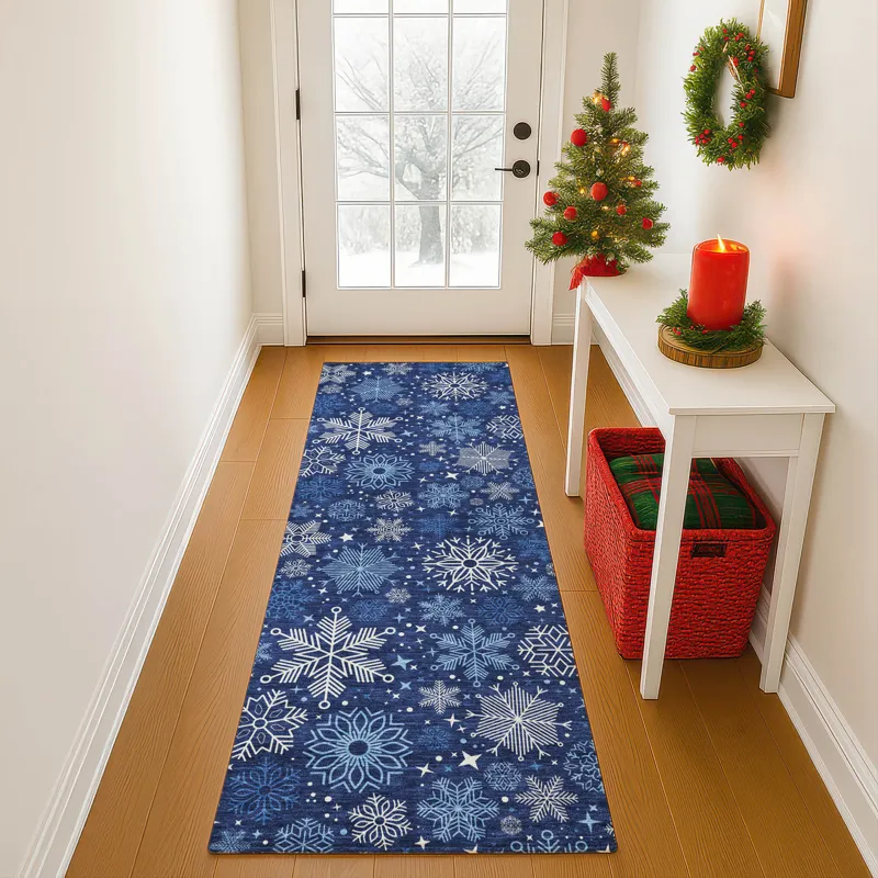 Luxury Washable Indoor/Outdoor Merry & Bright Navy 2\'3\" x 7\'6\" Runner Rug