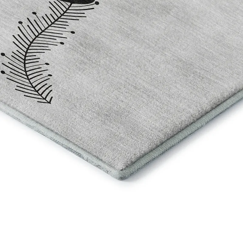 Luxury Washable Indoor/Outdoor Merry & Bright Silver 8\' x 8\' Round Rug