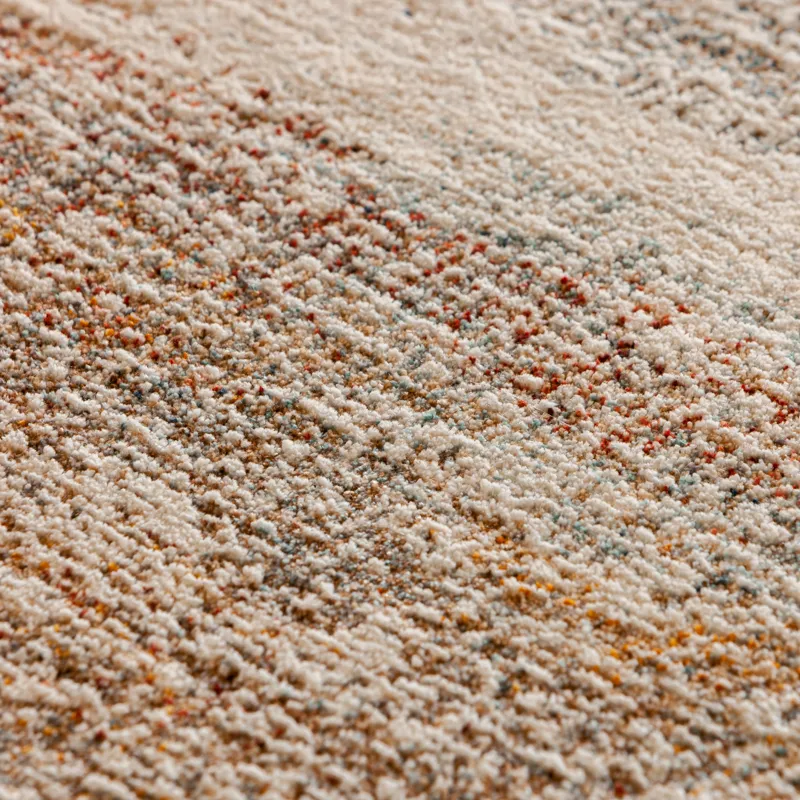 Neola Beige 2\'3\" x 7\'10\" Runner Rug