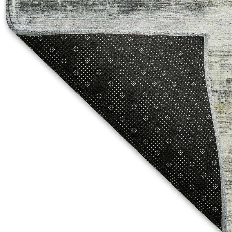 Machine Washable Indoor/Outdoor Neo Silver 2\'3\" x 7\'6\" Runner Rug