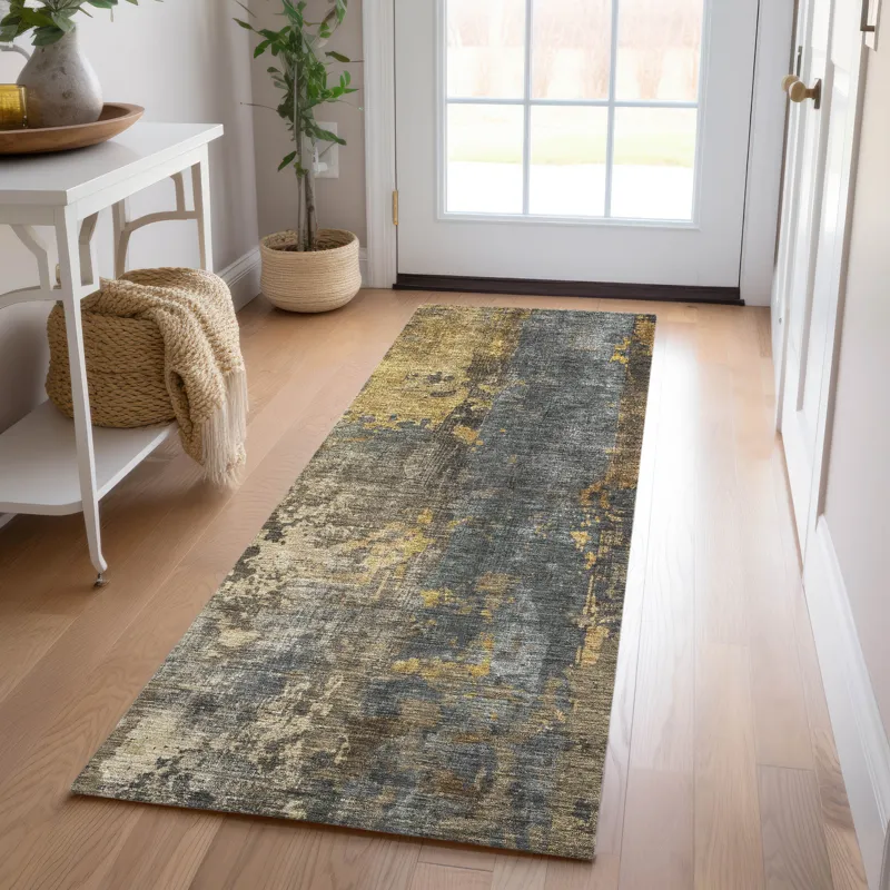 Indoor/Outdoor Nouveau Gray 2\'3\" x 7\'6\" Runner Rug