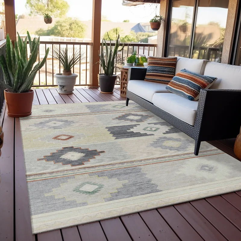 Indoor/Outdoor Phoenix Ivory Washable 8\' x 10\' Rug