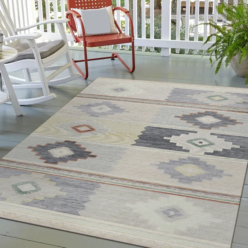 Indoor/Outdoor Phoenix Ivory Washable 8\' x 10\' Rug