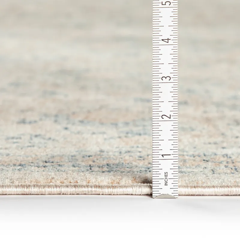 Regal Linen 1\'8\" x 2\'6\" Rug