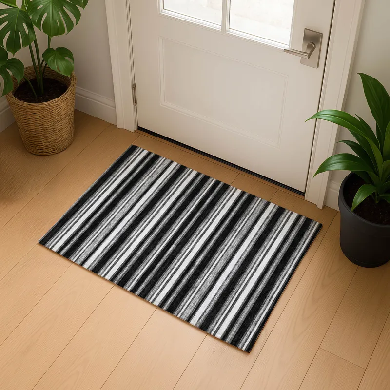 Luxury Washable Indoor/Outdoor Soft Essentials Black 1\'8\" x 2\'6\" Rug