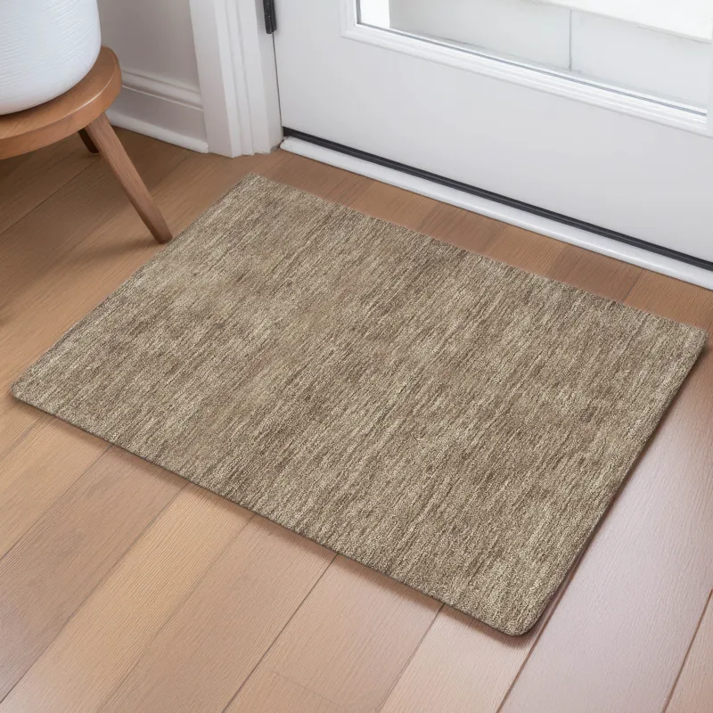 Luxury Washable Soft Essentials Mocha 1\'8\" x 2\'6\" Rug