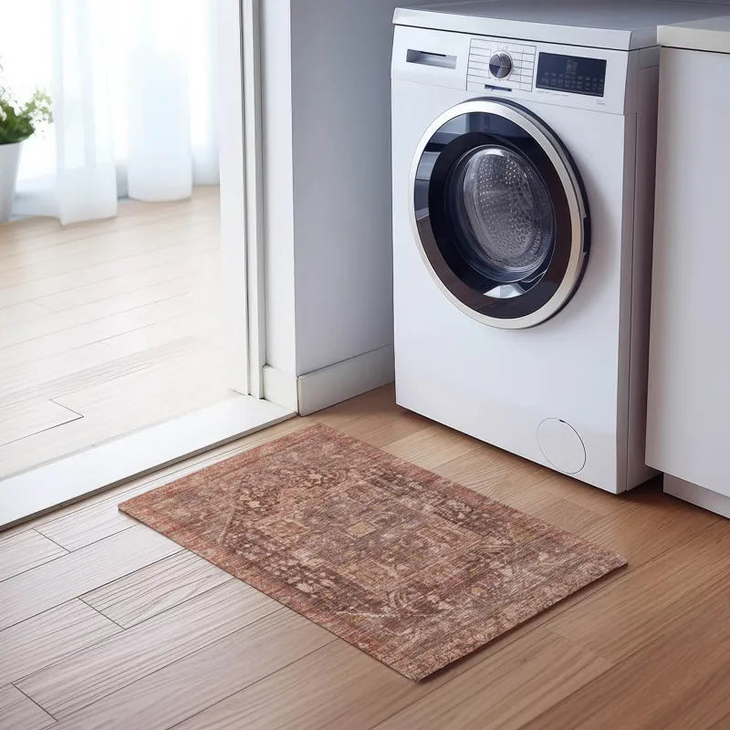 Luxury Washable Indoor/Outdoor Solace Burgundy 1\'8\" x 2\'6\" Rug