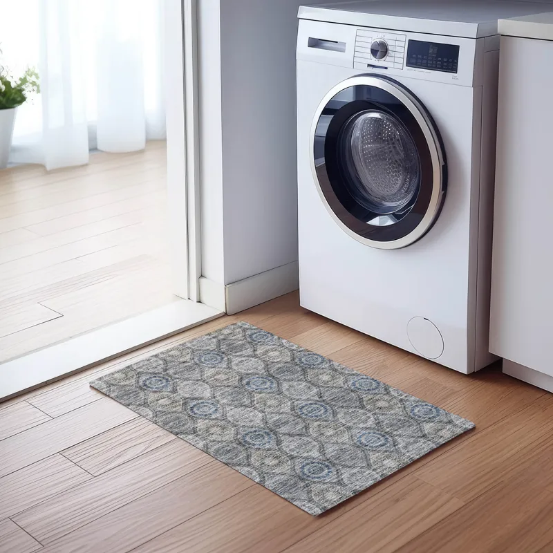 Luxury Washable Indoor/Outdoor Solace Gray 1\'8\" x 2\'6\" Rug