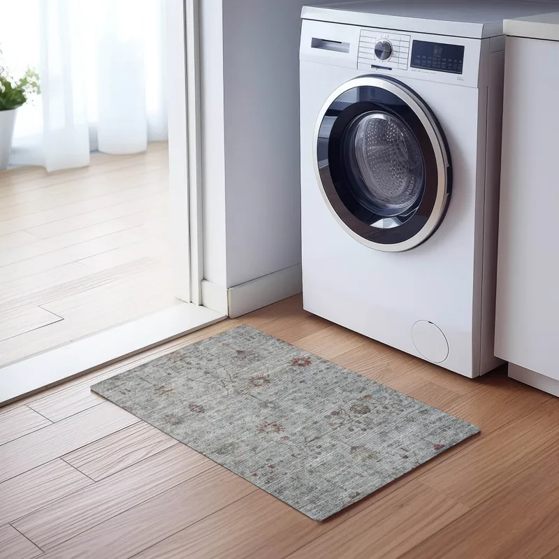 Luxury Washable Indoor/Outdoor Solace Gray 1\'8\" x 2\'6\" Rug