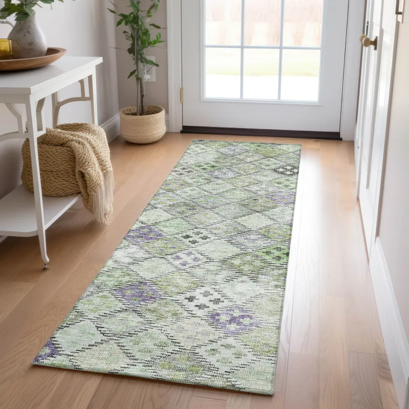 Luxury Washable Indoor/Outdoor Solace Green 2\'3\" x 7\'6\" Runner Rug