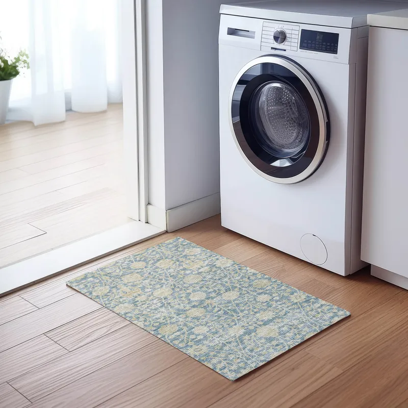 Luxury Washable Indoor/Outdoor Solace Sky 1\'8\" x 2\'6\" Rug