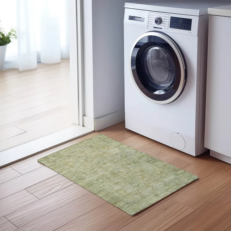 Luxury Washable Indoor/Outdoor Solace Sage 1\'8\" x 2\'6\" Rug