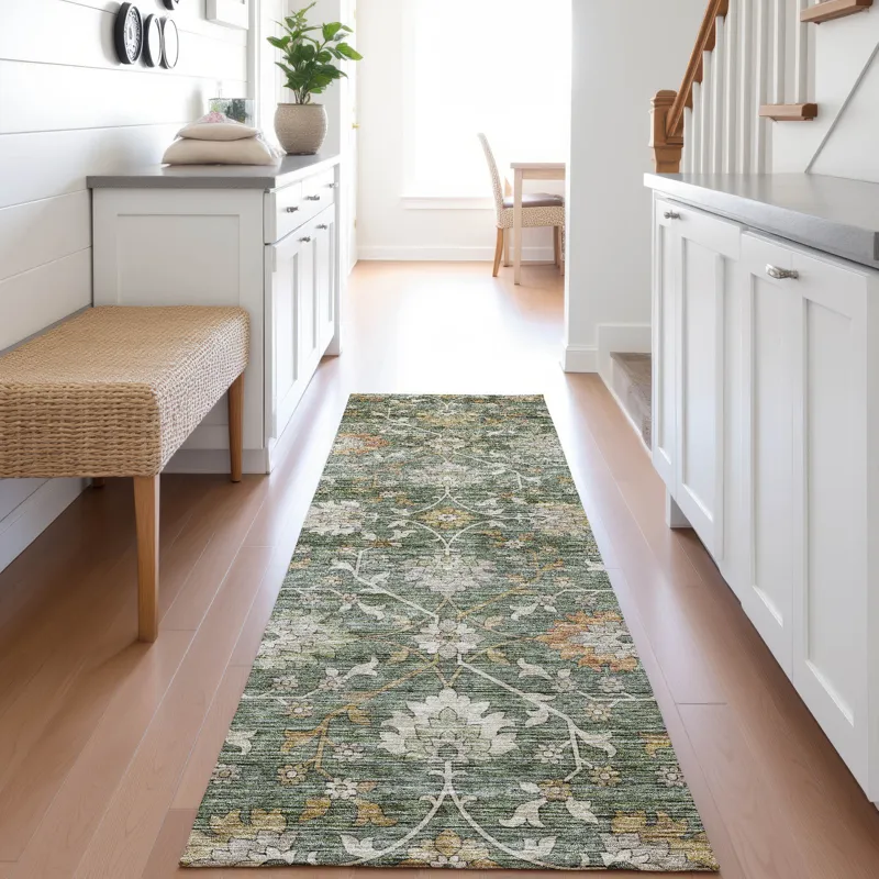 Indoor/Outdoor Silk Road Basil 2\'3\" x 7\'6\" Runner Rug