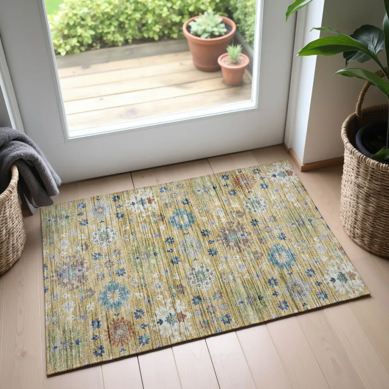 Indoor/Outdoor Silk Road Turmeric 1\'8\" x 2\'6\" Rug