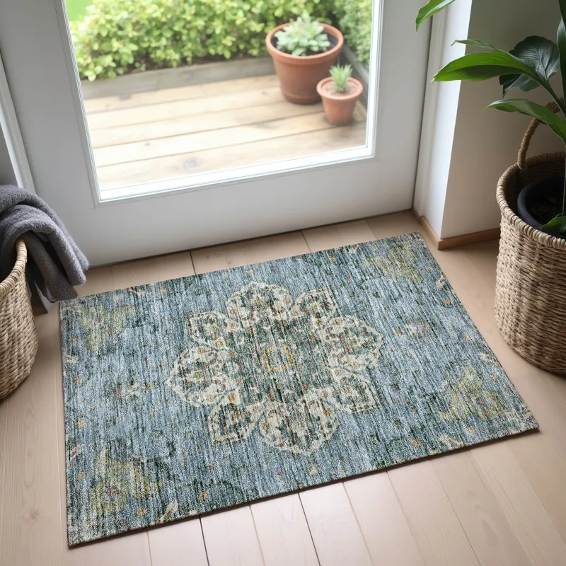 Indoor/Outdoor Silk Road Aqua 1\'8\" x 2\'6\" Rug
