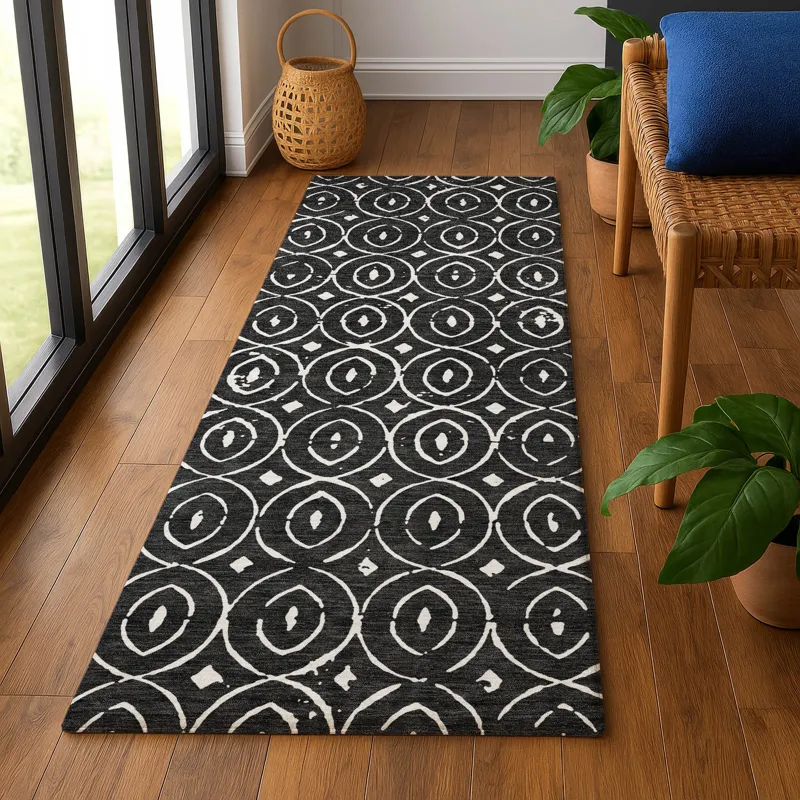 Luxury Washable Indoor/Outdoor The Reserve Black 2\'3\" x 7\'6\" Runner Rug