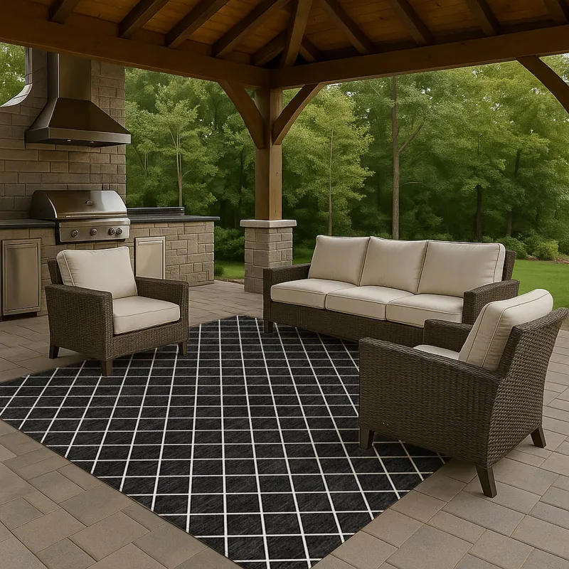 Luxury Washable Indoor/Outdoor The Reserve Black 2\'6\" x 3\'10\" Rug
