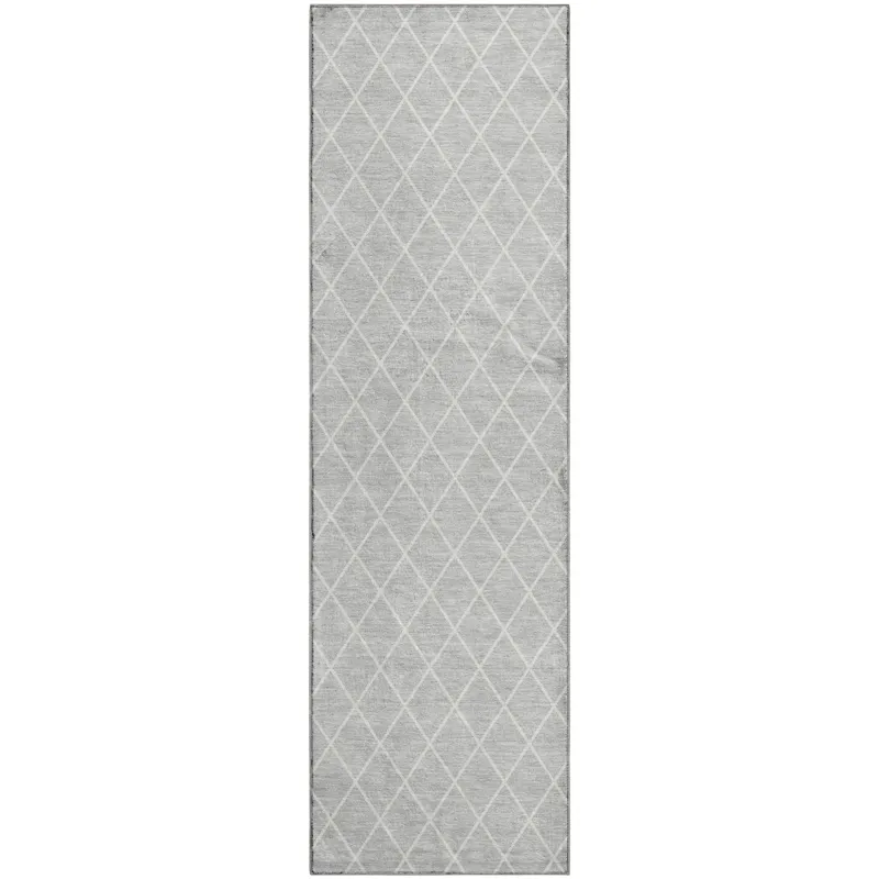 Luxury Washable Indoor/Outdoor The Reserve Silver 2\'3\" x 7\'6\" Runner Rug