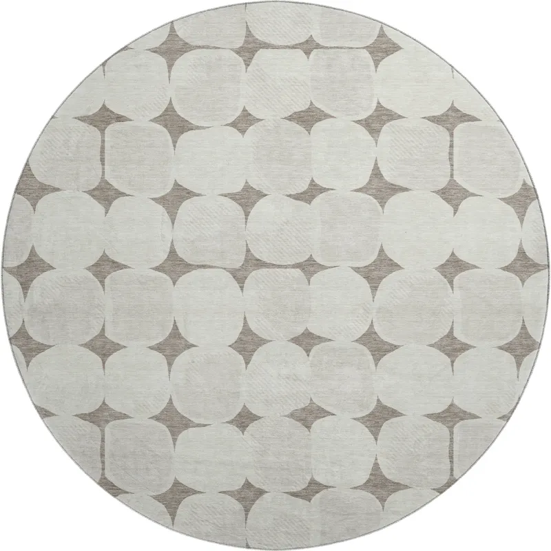 Luxury Washable Indoor/Outdoor The Reserve Taupe 8\' x 8\' Round Rug