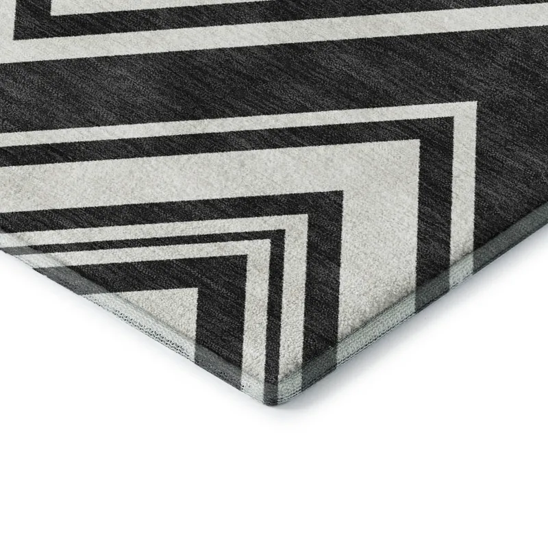 Luxury Washable Indoor/Outdoor The Reserve Black 8\' x 8\' Round Rug