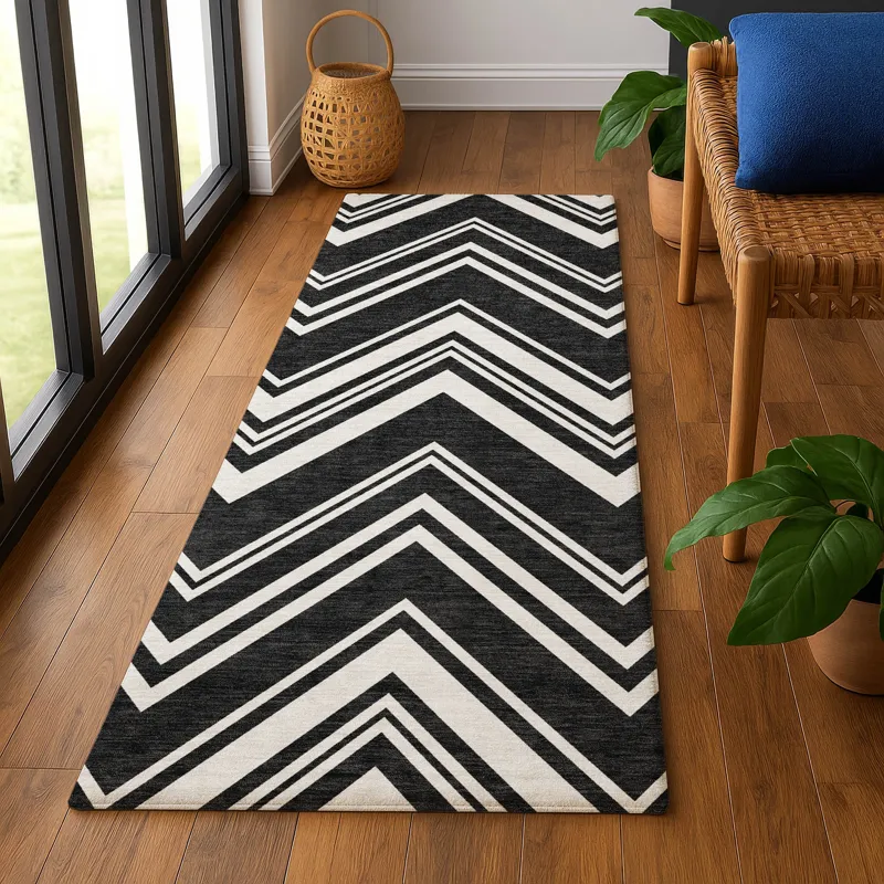 Luxury Washable Indoor/Outdoor The Reserve Black 2\'3\" x 7\'6\" Runner Rug