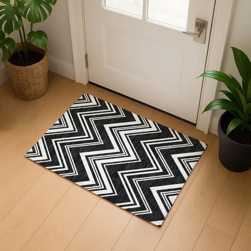 Luxury Washable Indoor/Outdoor The Reserve Black 1\'8\" x 2\'6\" Rug