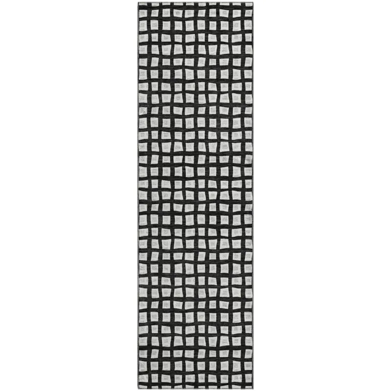 Luxury Washable Indoor/Outdoor The Reserve Black 2\'3\" x 7\'6\" Runner Rug